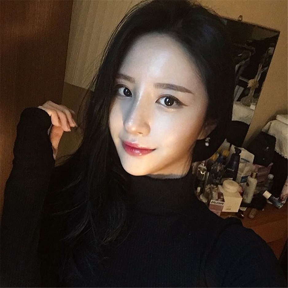 韩国网络美女Daunni自拍照片