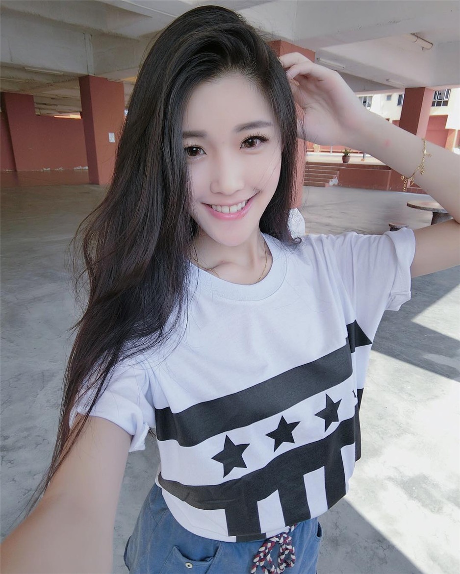 马来西亚模特Ivy Kuang自拍照片曝光
