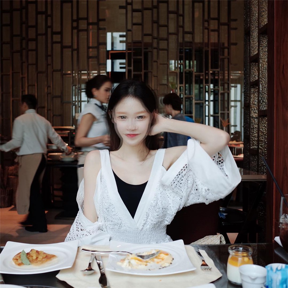 韩国美女模特杨晋超清自拍图片