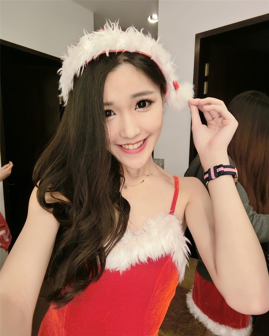 马来西亚模特Ivy Kuang自拍照片曝光