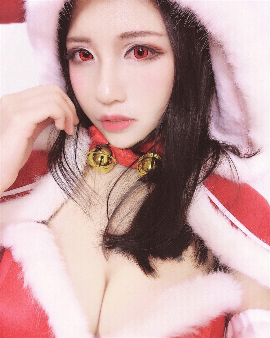 美女主播丸子yooo最新cosplay图片