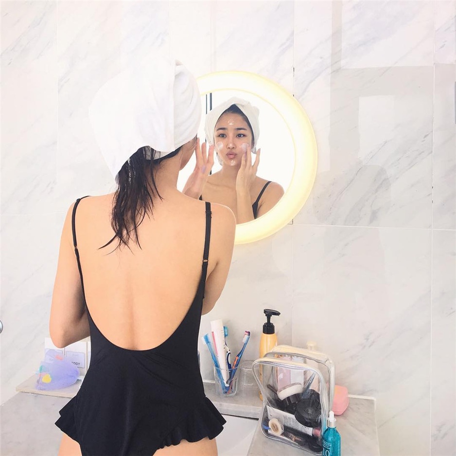 韩国气质美女模特Jess性感生活照