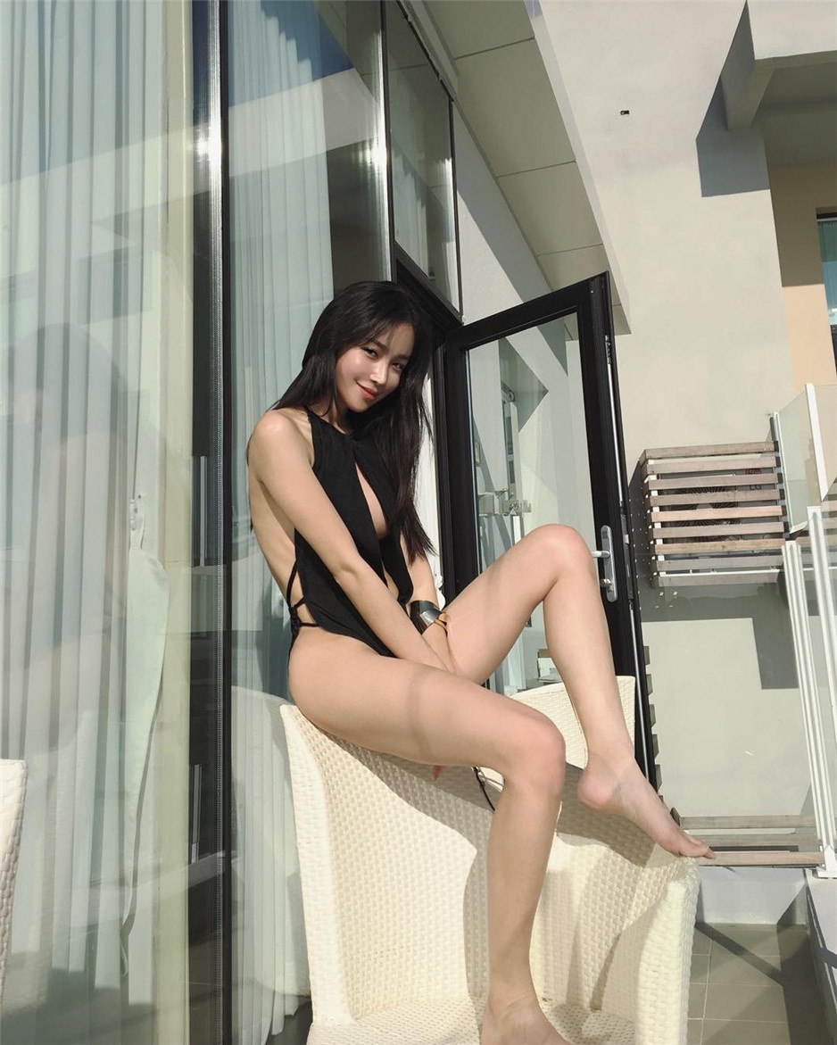 韩国气质美女模特Jess性感生活照