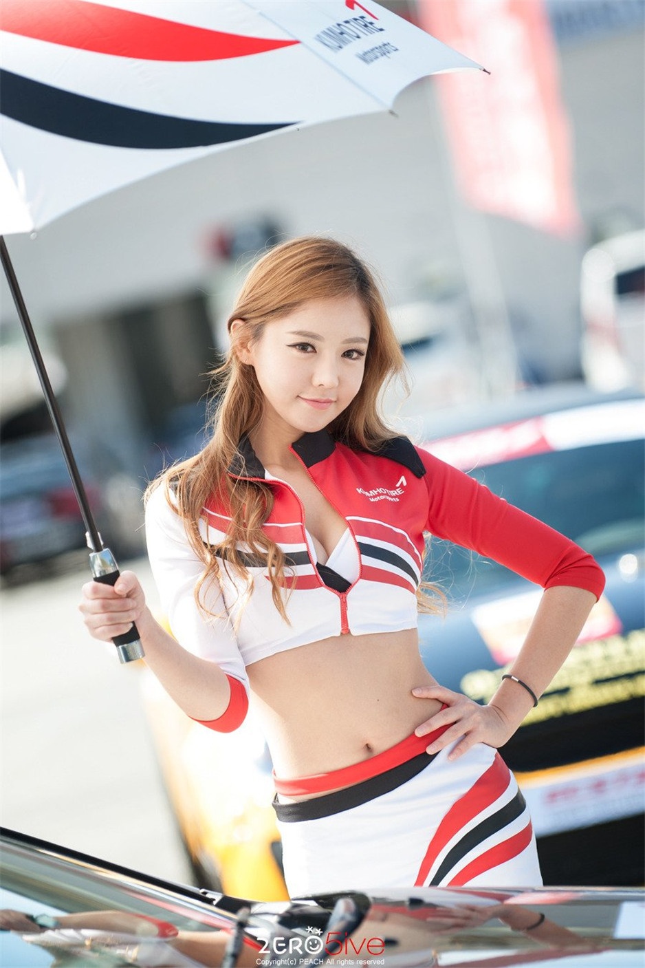 韩国可爱美女文架景户外清纯照片