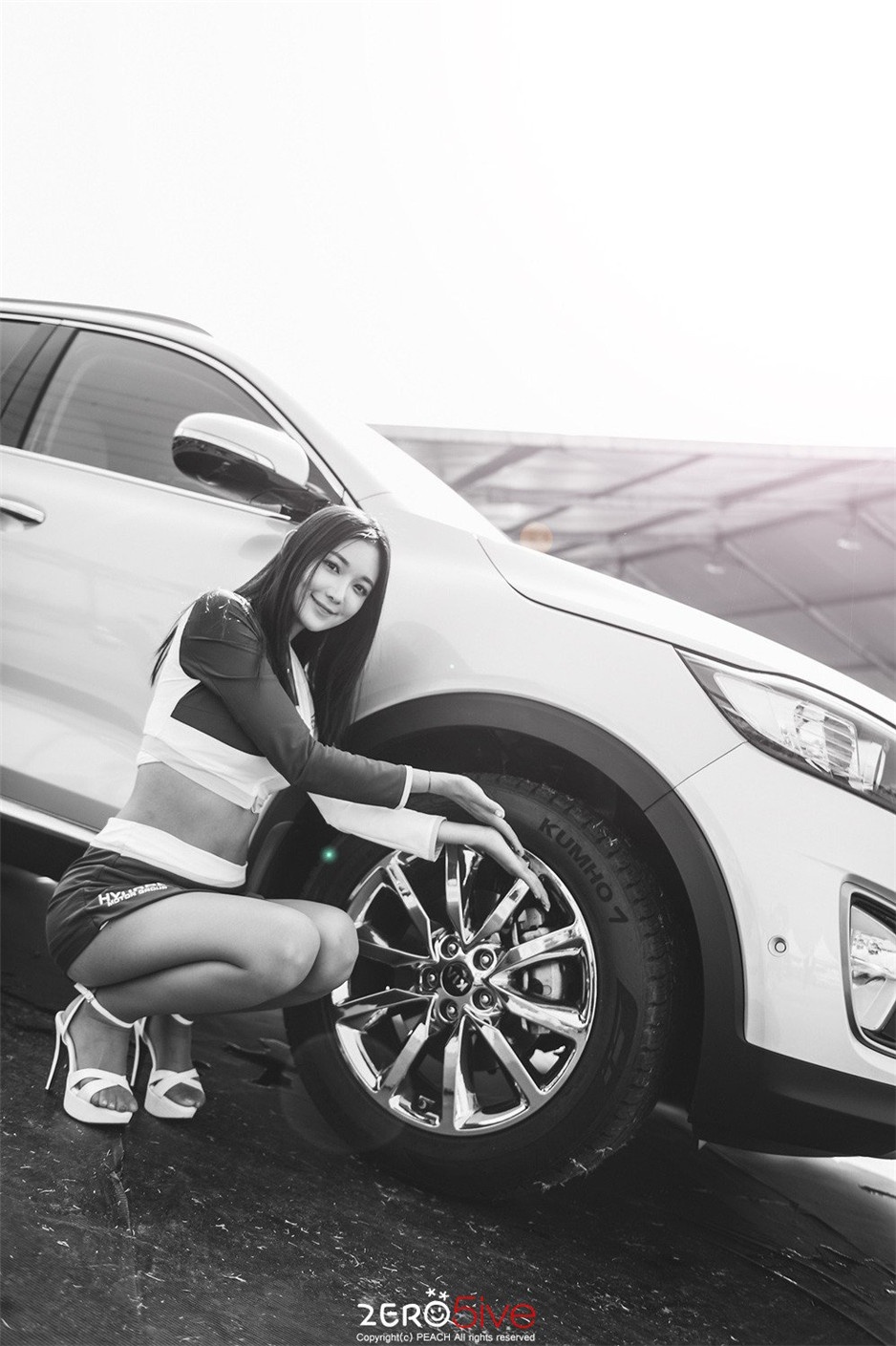 韩国可爱美女文架景户外清纯照片