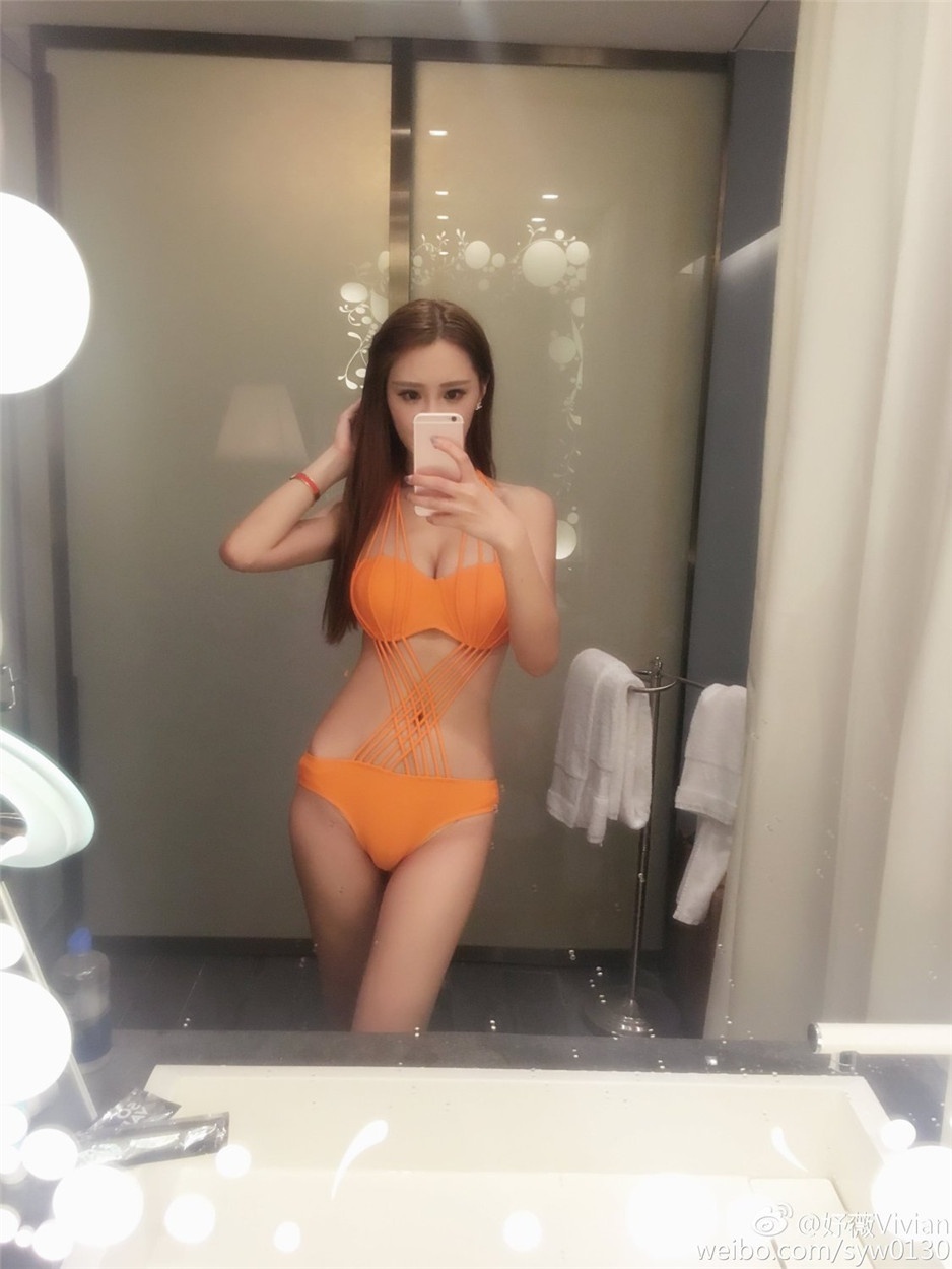 气质模特妤薇Vivian唯美写真集