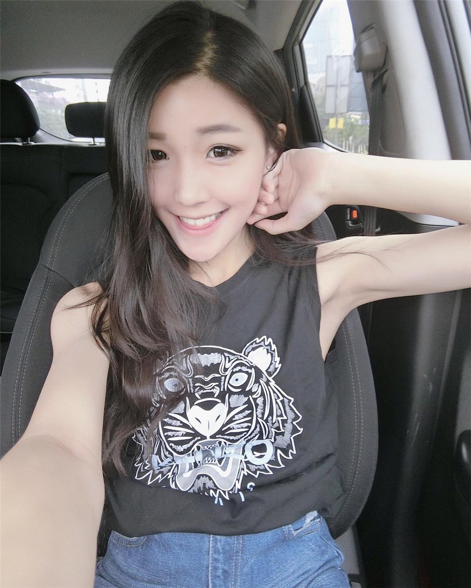 马来西亚模特Ivy Kuang自拍照片曝光