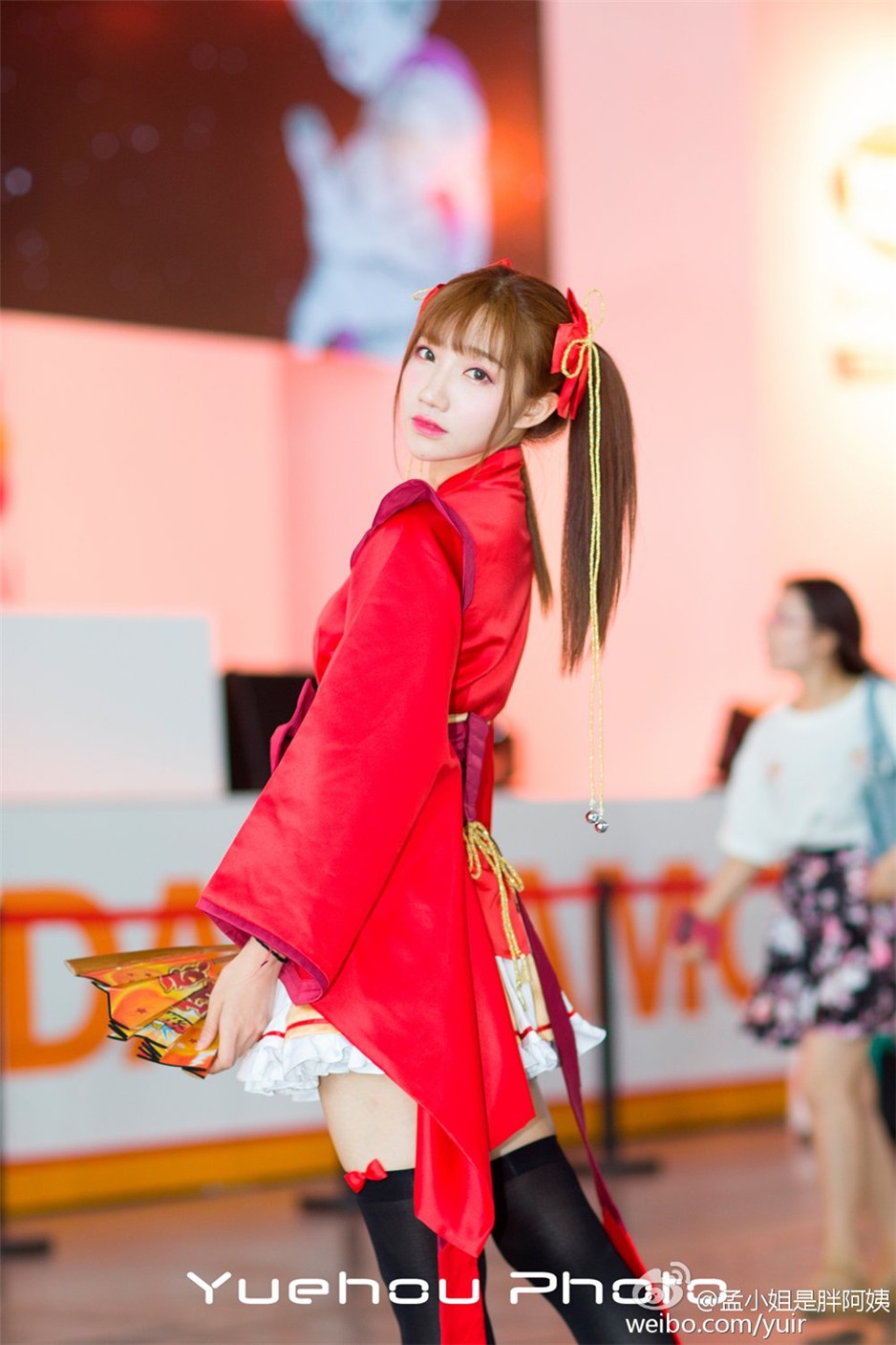 清纯校花孟晓蓉Yuri个性甜美私房照