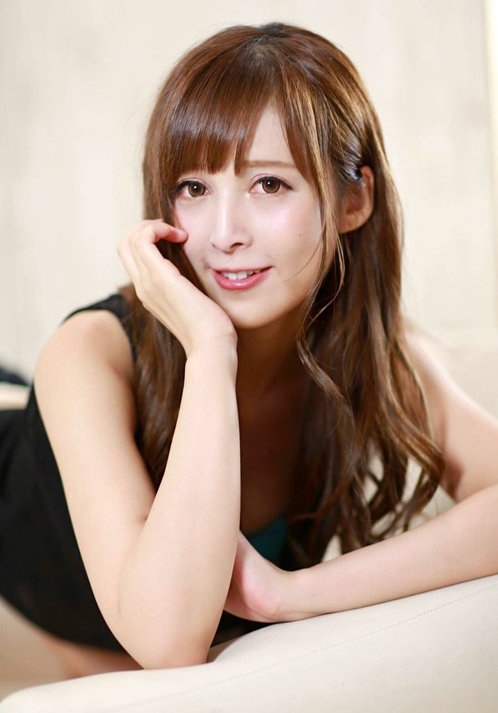 日本美少女葵井绘里香性感私房照