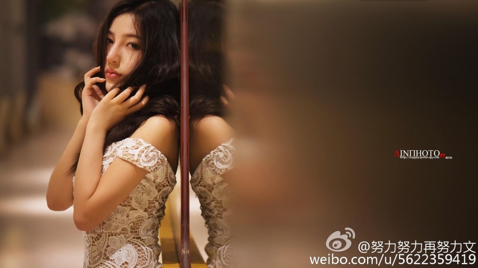 90后模特儿UU阿文微博养眼写真