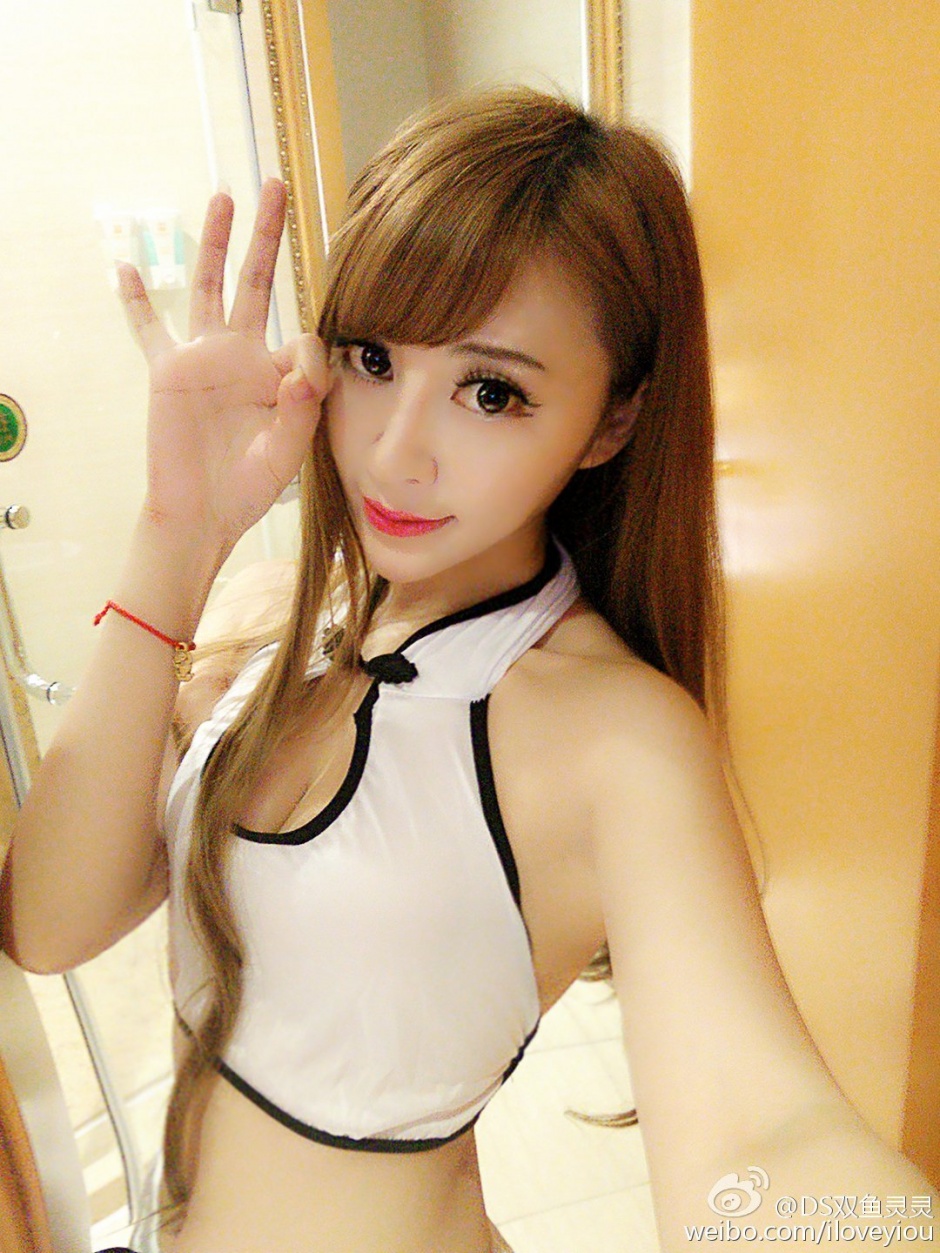 高颜值美女陈馨瑶养眼写真图片