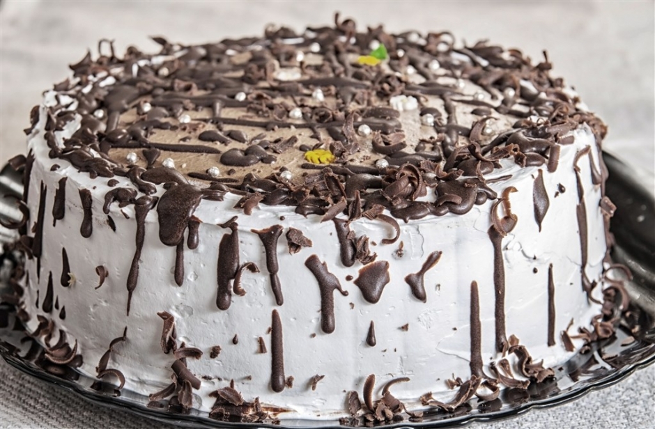 黑米蛋糕图片 奶油蛋糕美食素材图片欣赏