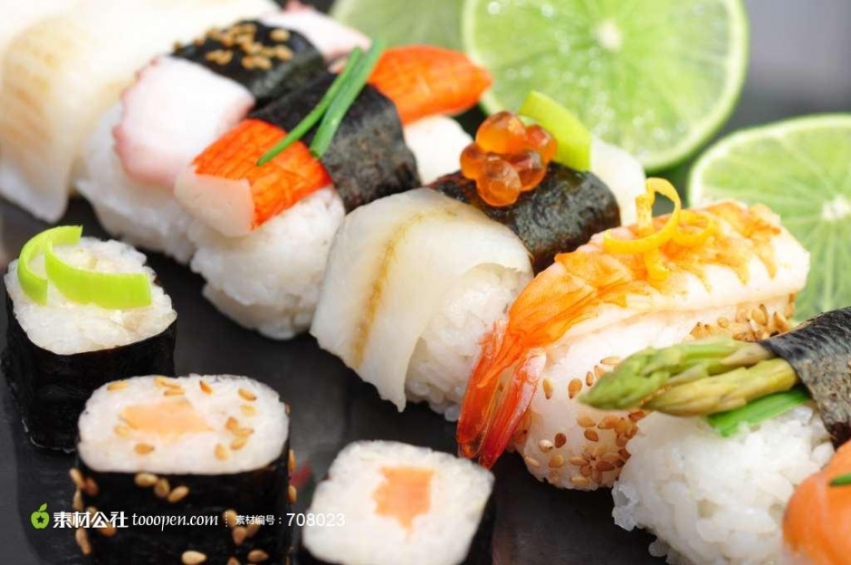 青瓜寿司图片 日式韩式甜虾寿司美食图片