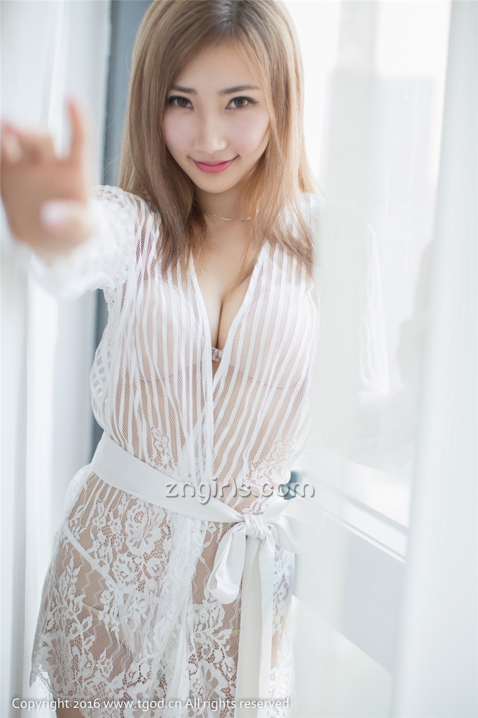 推女神美女模特Ann尤美私房性感写真