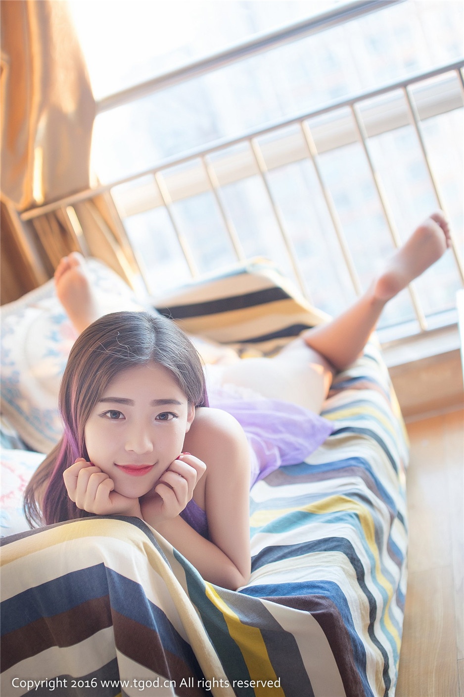 推女神美女模特萌萌私房睡衣写真美臀诱人