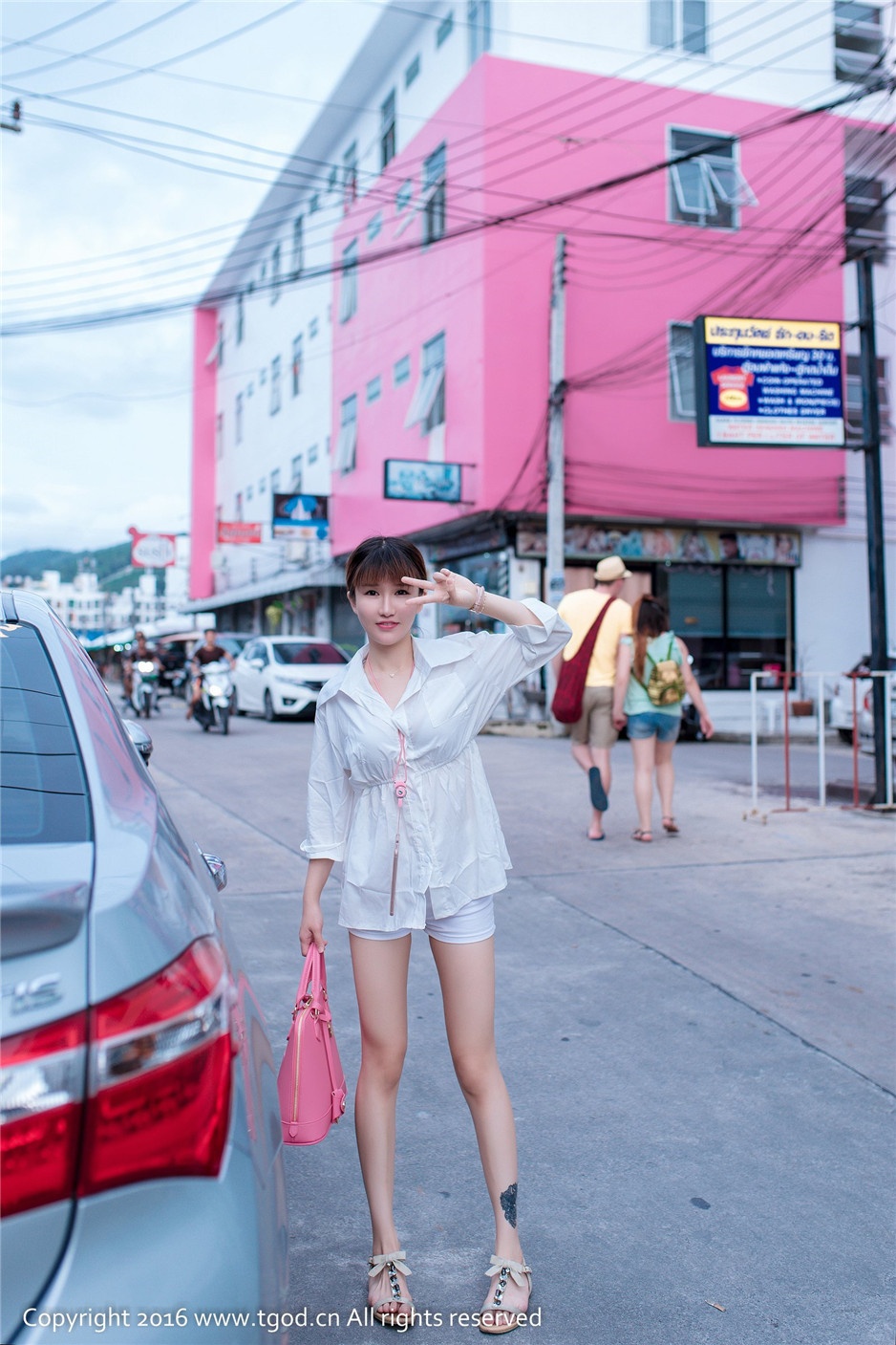 推女神嫩模傲娇萌萌比基尼写真湿身诱人