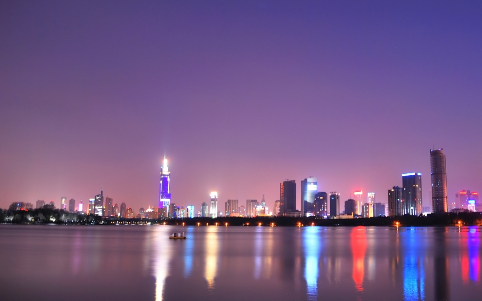 绚丽繁华的城市夜景高清电脑桌面主题壁纸