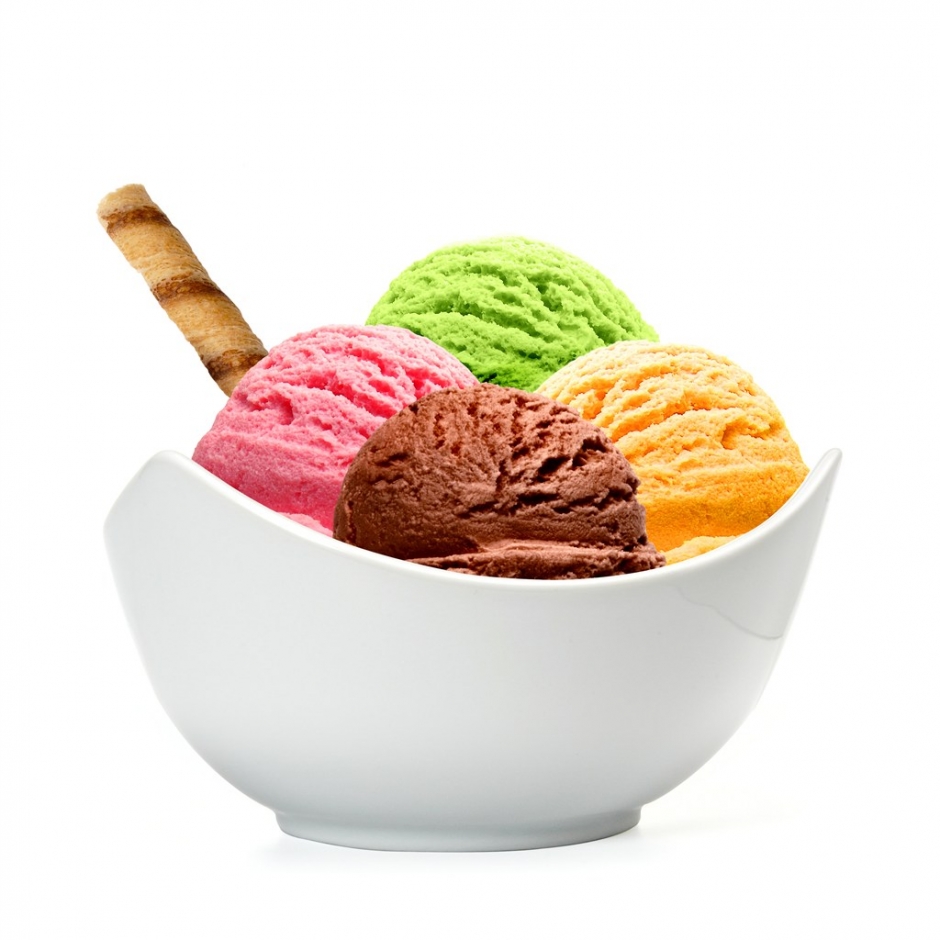 山莓冰淇淋图片 彩色冰淇淋甜点菜单图片欣赏