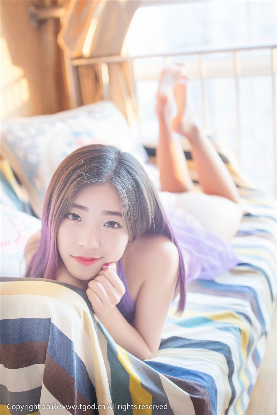 推女神美女模特萌萌私房睡衣写真美臀诱人