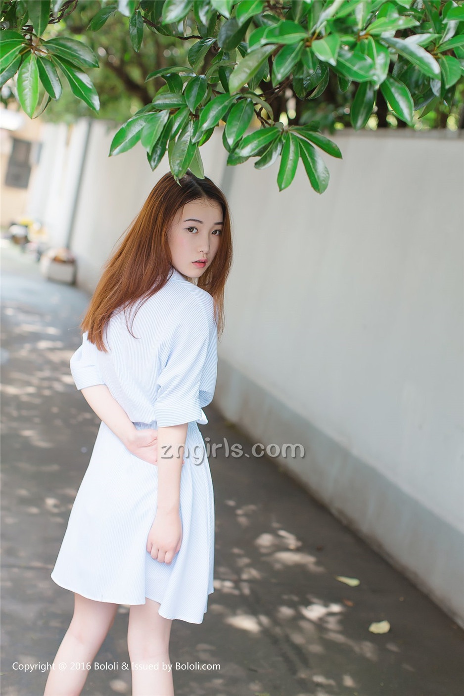 [Kimoe激萌文化]嫩模沈欣雨街拍写真清纯迷人