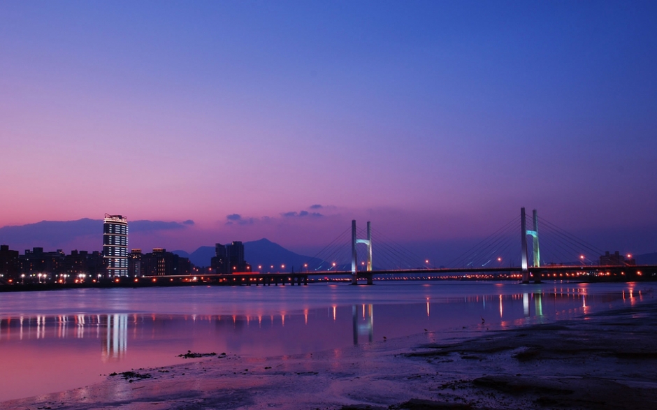 洪崖洞高清夜景图片 唯美夜景图片高清桌面壁纸