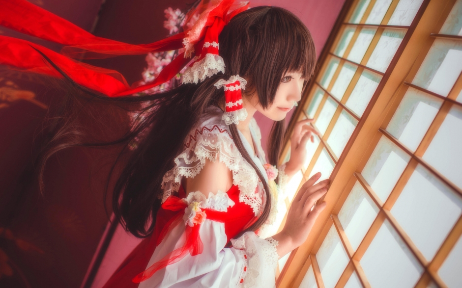 日系美女cosplay东方Project博丽灵梦壁纸图片下载