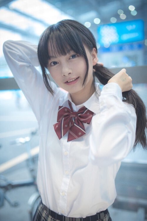 日本美女池田七帆学生制服写真