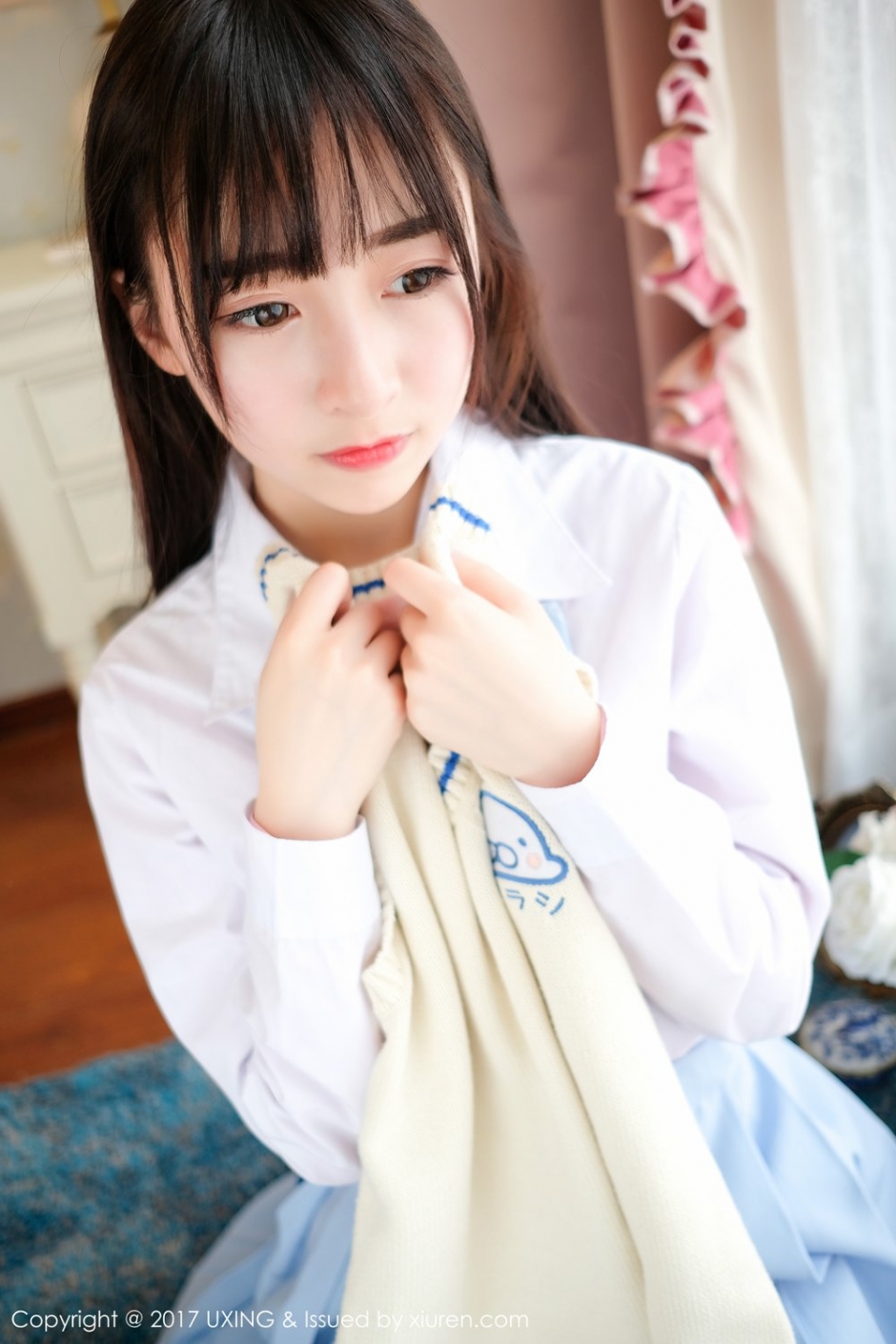 清纯美女萝莉丸子mayuki私房制服写真