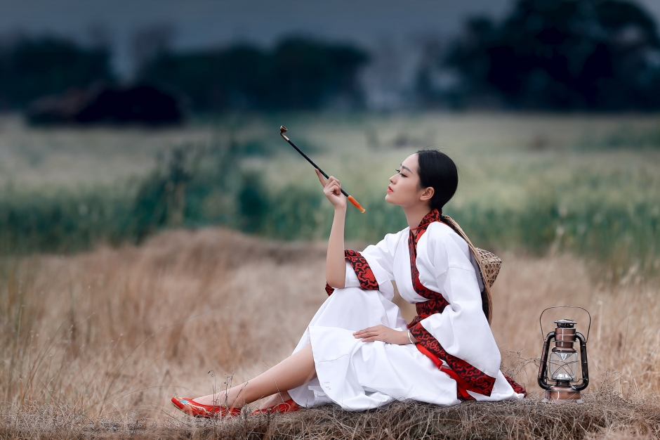 古装美女宽屏壁纸 红楼梦古装美女妩媚诱惑性感图片