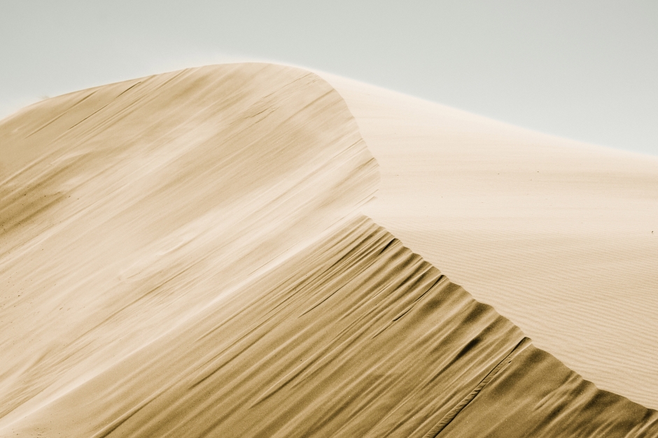 寂静的沙漠唯美高清桌面壁纸