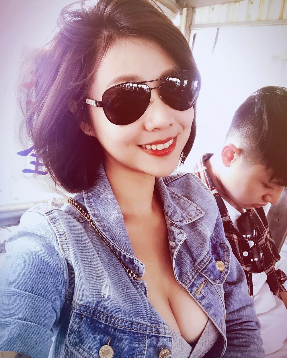 台湾美女林舒舒比基尼私房照