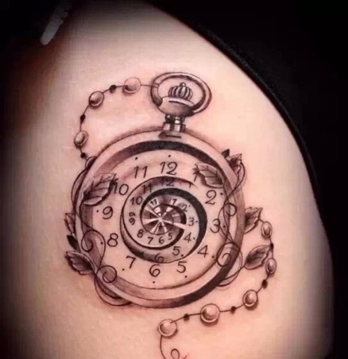 让我们感受时间都去哪儿了的时钟纹身
