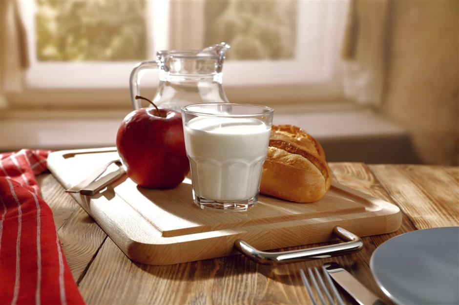 牛奶早餐图片 早餐新鲜的牛奶大图