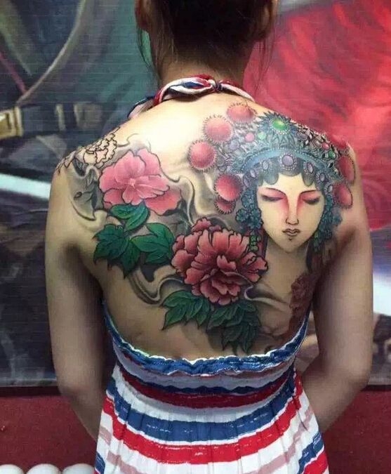 满背纹身花旦 满背经典的花旦纹身