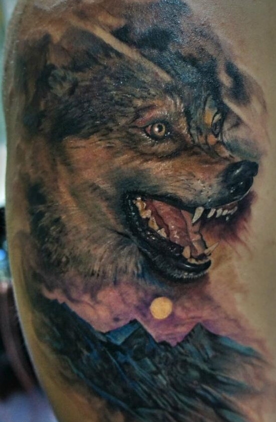 个性的狼图腾纹身