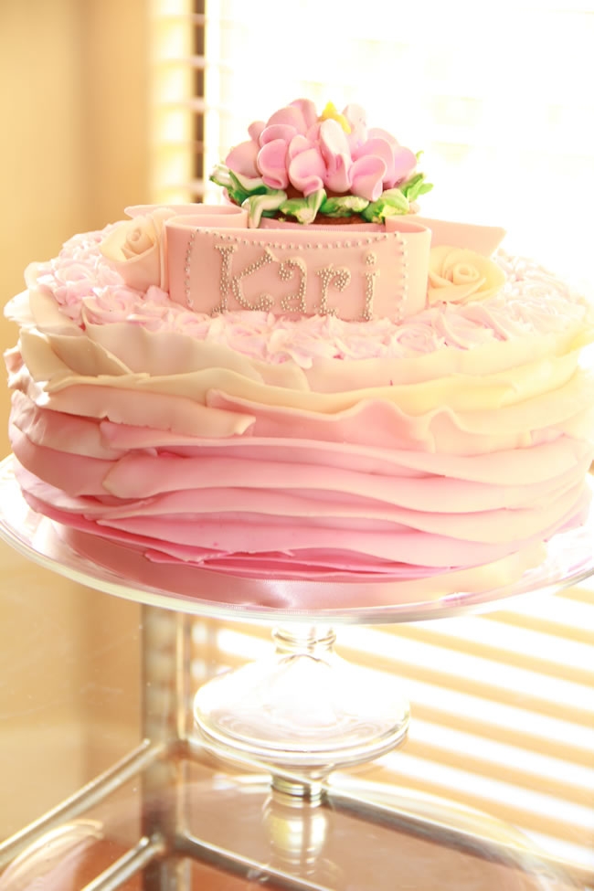 粉色蛋糕图片 大爱粉色翻糖蛋糕