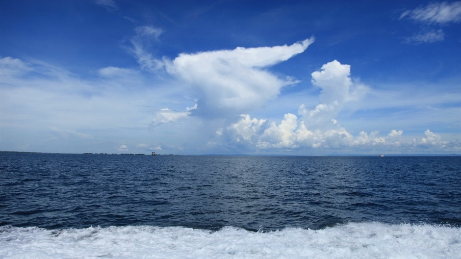 阳光沙滩菲律宾海边风景壁纸