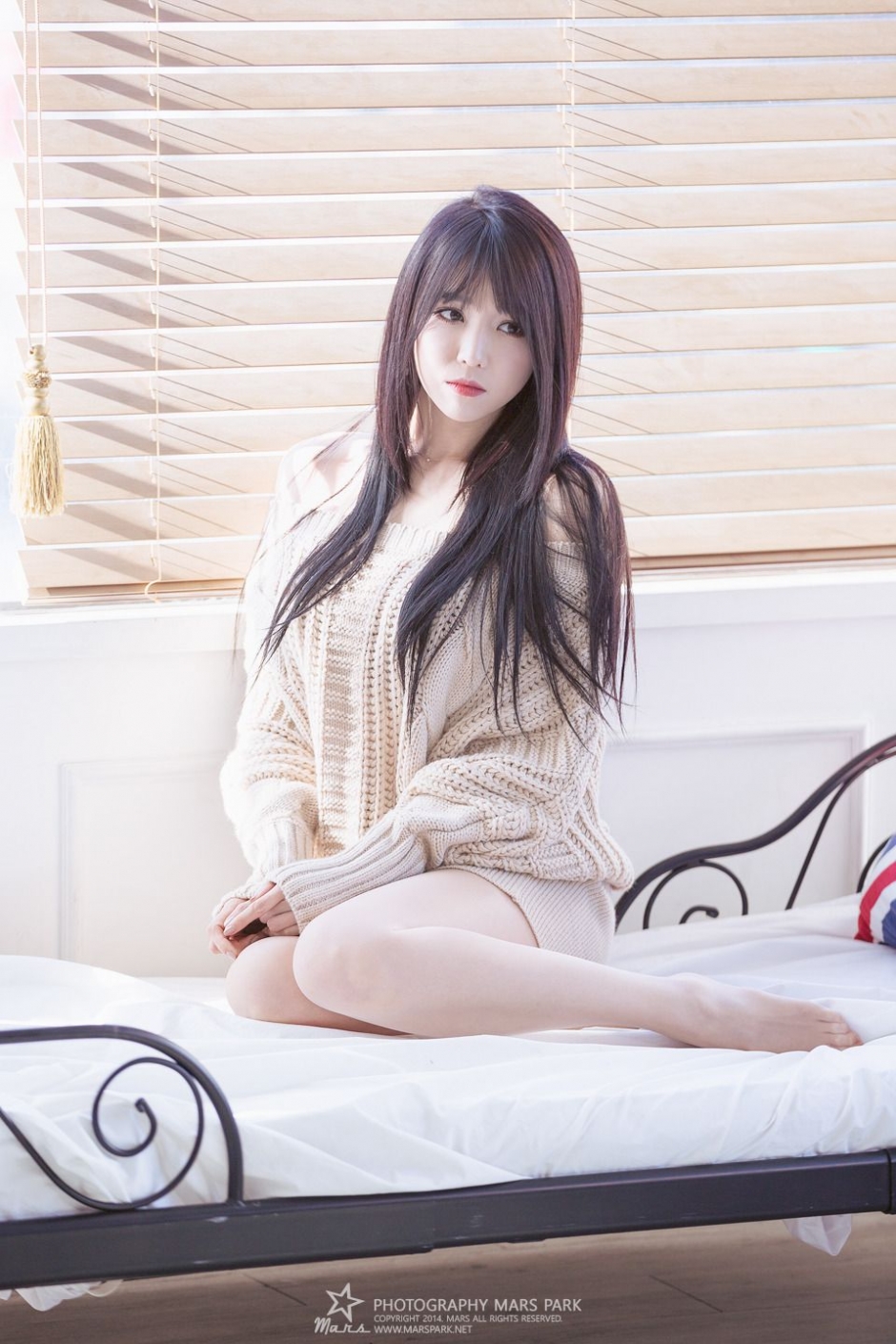 韩国美女李仁慧居家写真美腿迷人