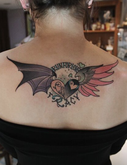天使恶魔纹身图案 女生背部性感的纹身图案大全
