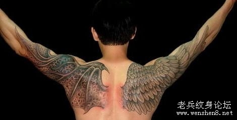 天使恶魔翅膀纹身图案 情侣天使与恶魔翅膀纹身