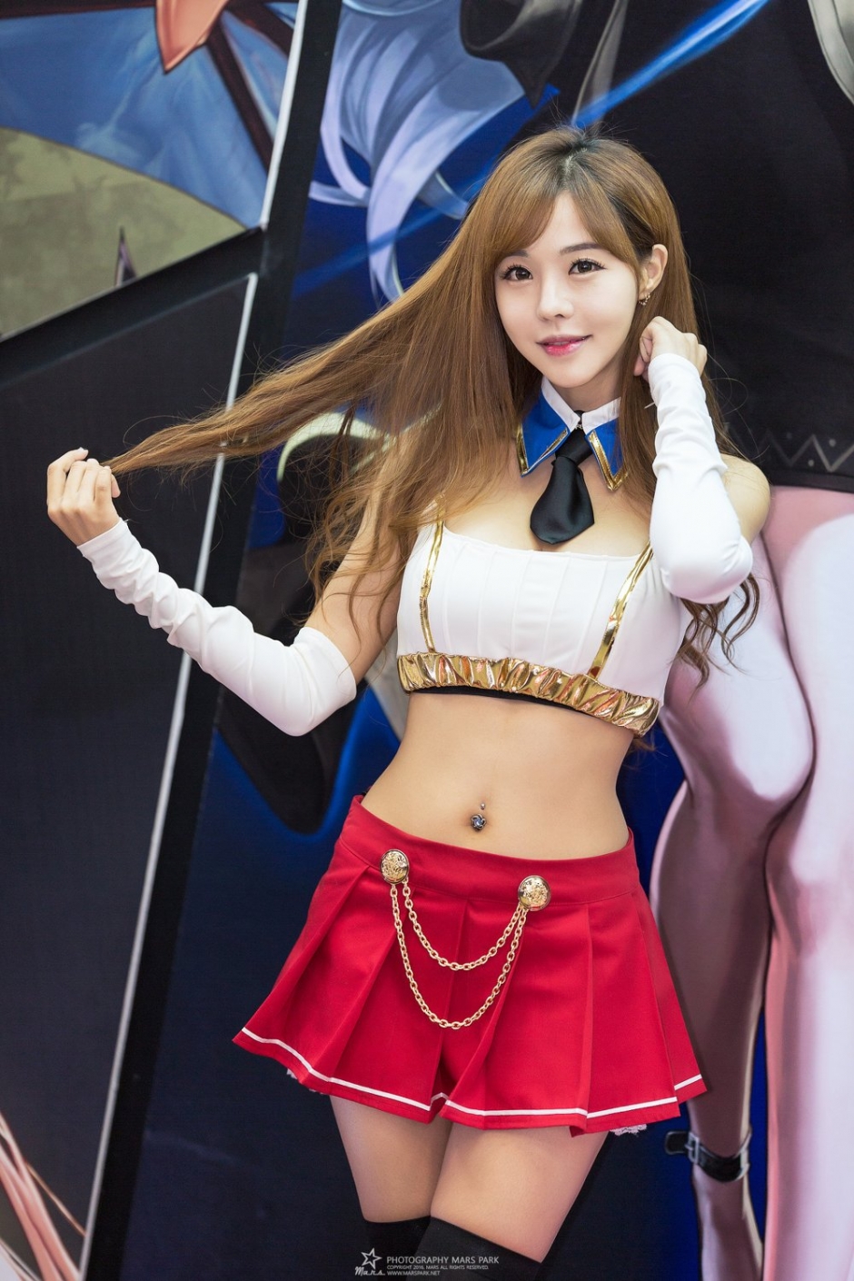 韩国美女徐珍儿制服短裙写真