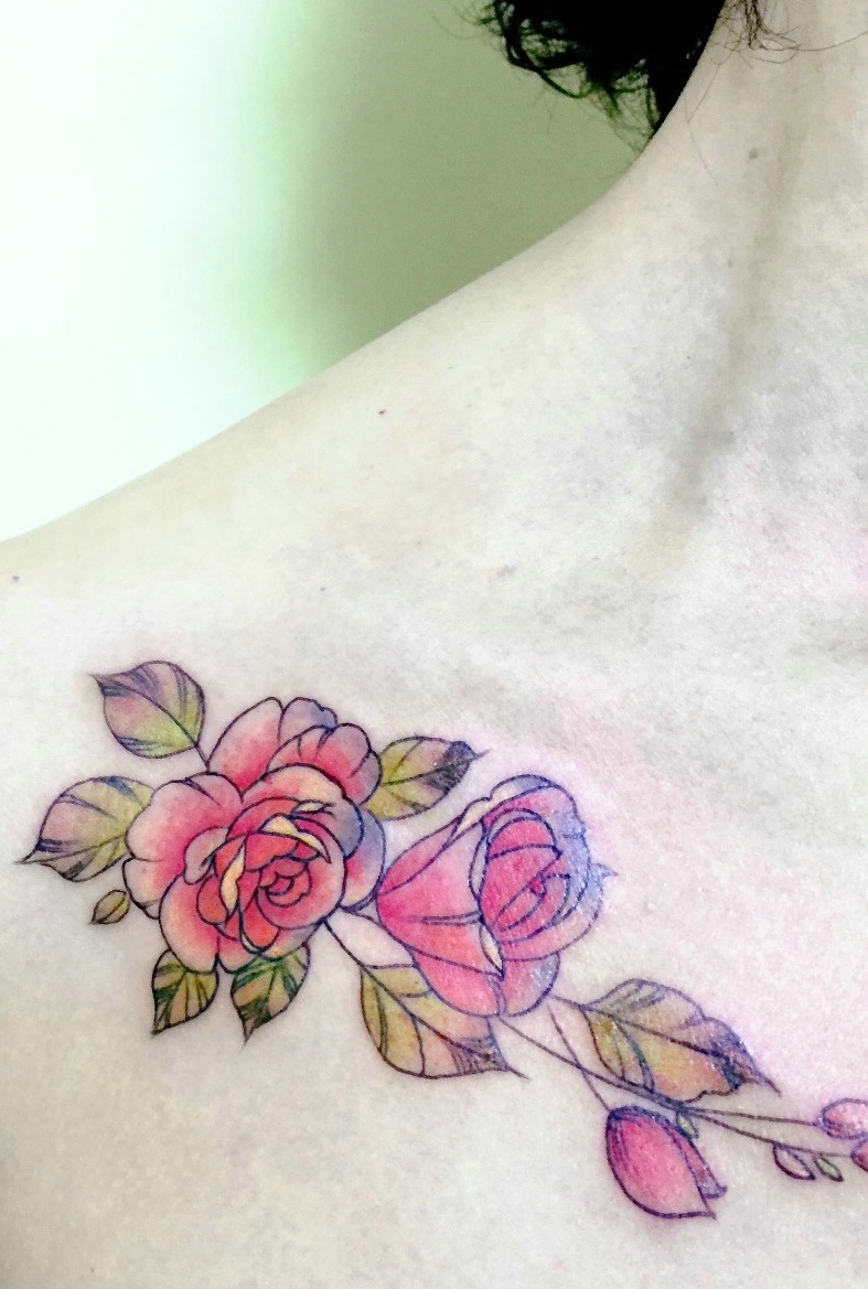 纹身图案锁骨花朵 创意花朵性感美女锁骨纹身图案