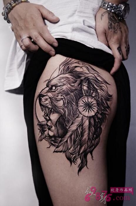 点线狮子人大腿纹身图案