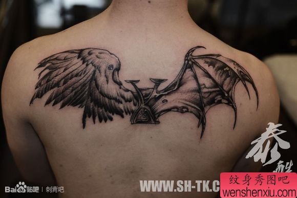 天使恶魔翅膀纹身高清图片 背部天使恶魔与翅膀纹身图案