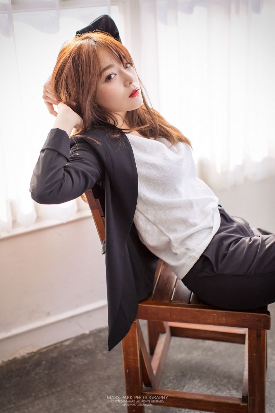 韩国美女模特韩智妍居家写真甜美迷人