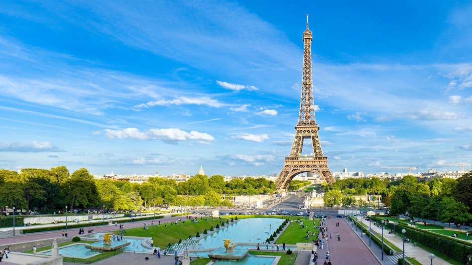 法国巴黎埃菲尔铁塔风景壁纸图片