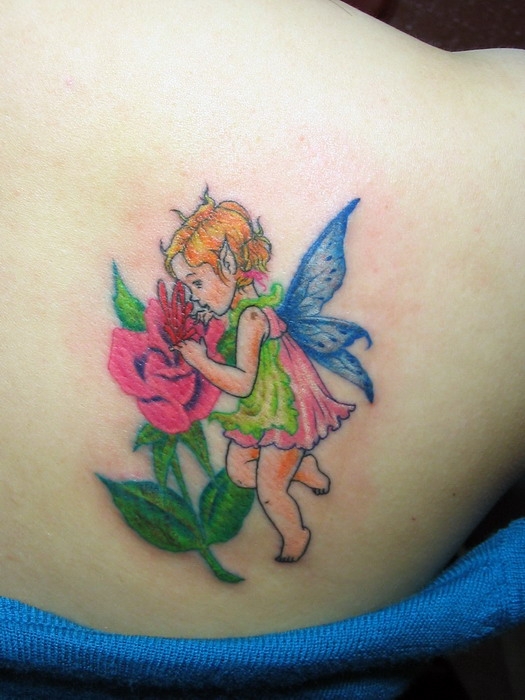 天使图案小纹身 可爱的小天使纹身图案大全
