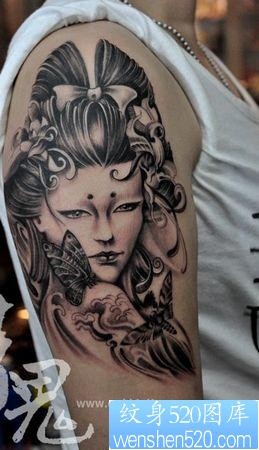 日本纹身图片：手臂日本美女艺妓纹身图案
