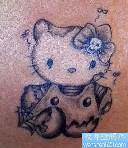 一张前卫可爱的卡通猫咪纹身图片