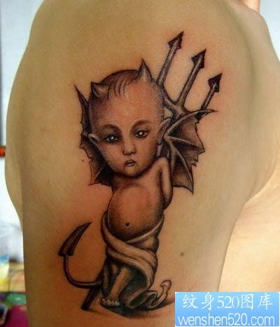 手臂可爱的欧美小恶魔纹身图片